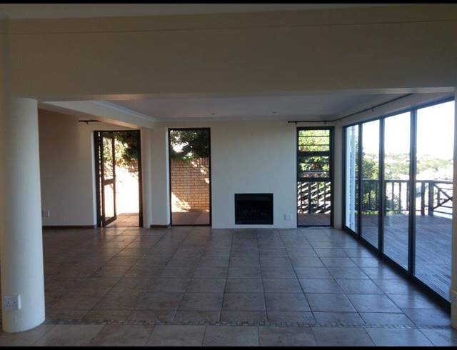 3 BEDROOM HOUSE RENTED IN BLUEWATER BAY